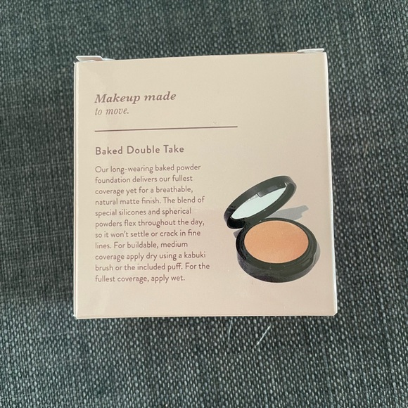 BNIB Laura Geller Powder Foundation - Picture 3 of 3